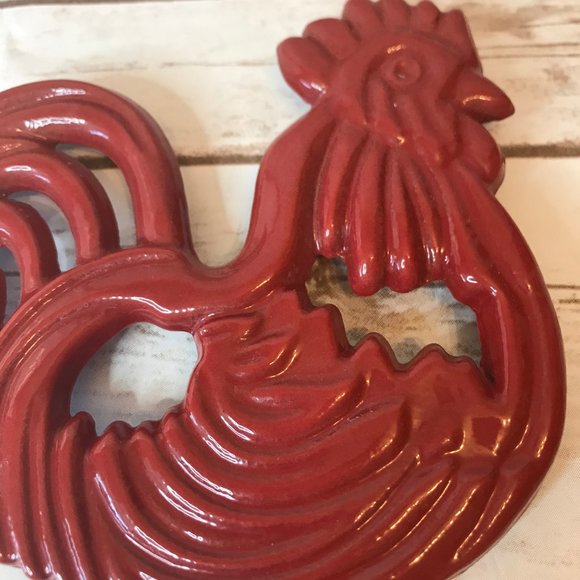 Red Enamel Cast Iron Rooster Trivet - Picture 7 of 7